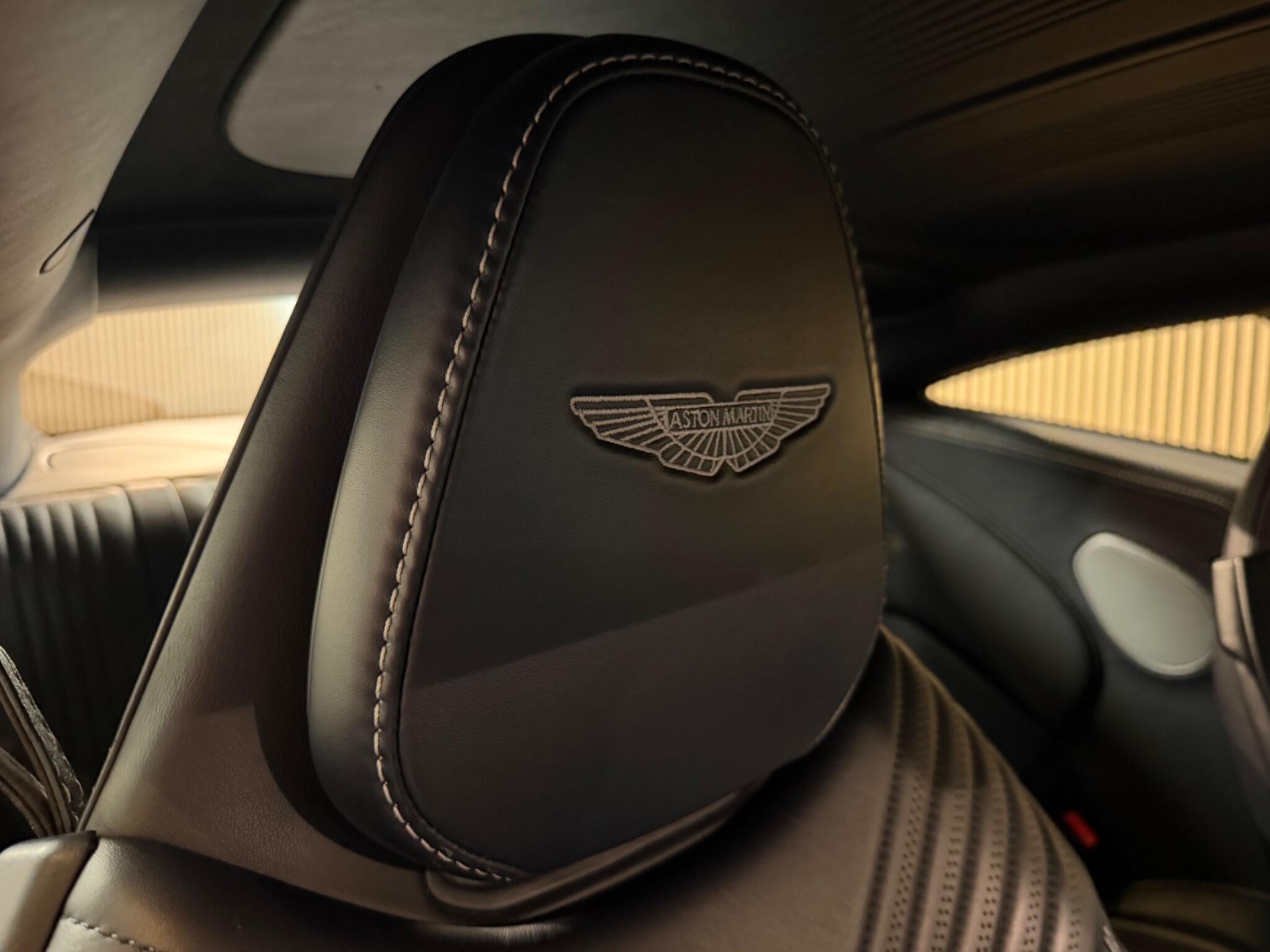 Aston Martin DB11